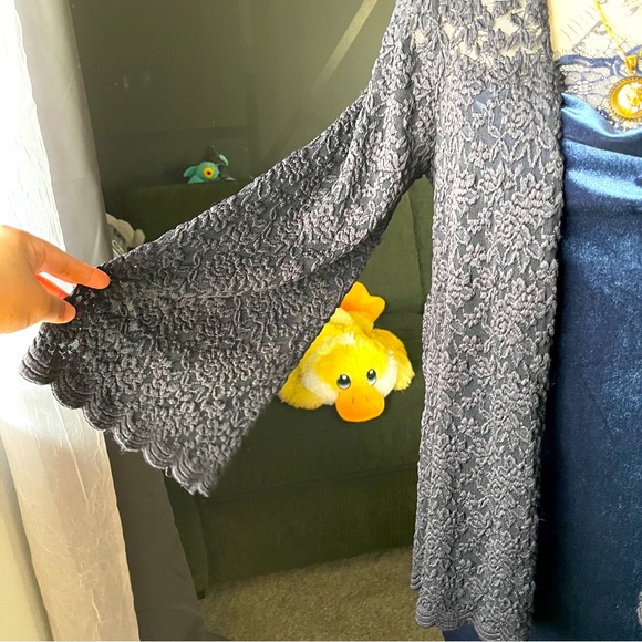 Beautiful Black Lace Cardigan fits Medium - Picture 2 of 6